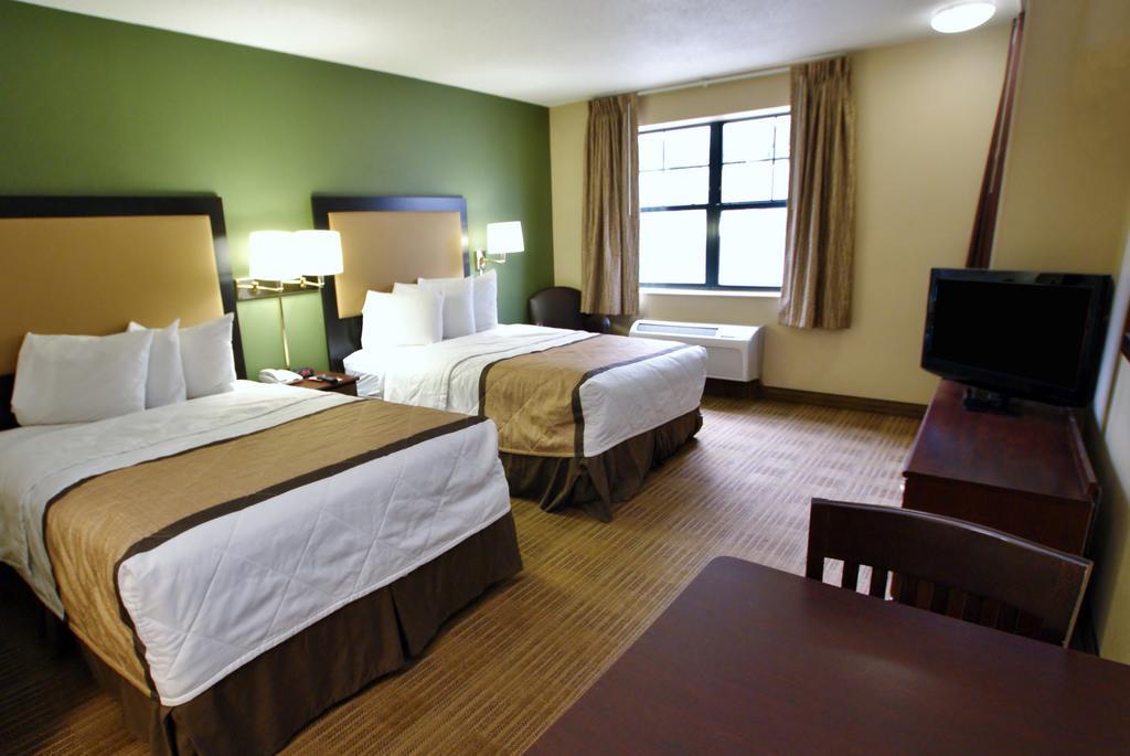 Suburban Studios Minneapolis Блумингтън Екстериор снимка