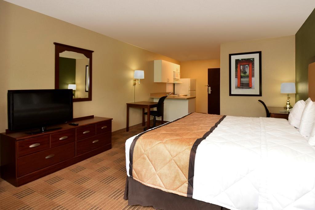 Suburban Studios Minneapolis Блумингтън Екстериор снимка